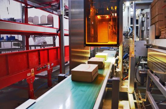 智能包裝機(jī)迎戰(zhàn)雙11 京東物流塑造高效率網(wǎng)購體驗(yàn)