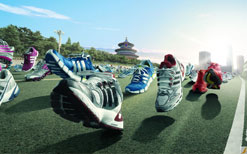 鞋服：阿迪達斯、耐克、李維斯、匡威